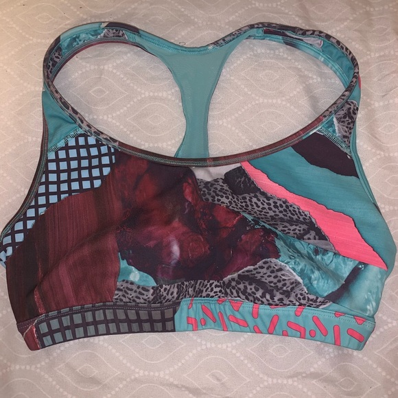 Nike Sports Bra LOT (8) - Picture 6 of 8
